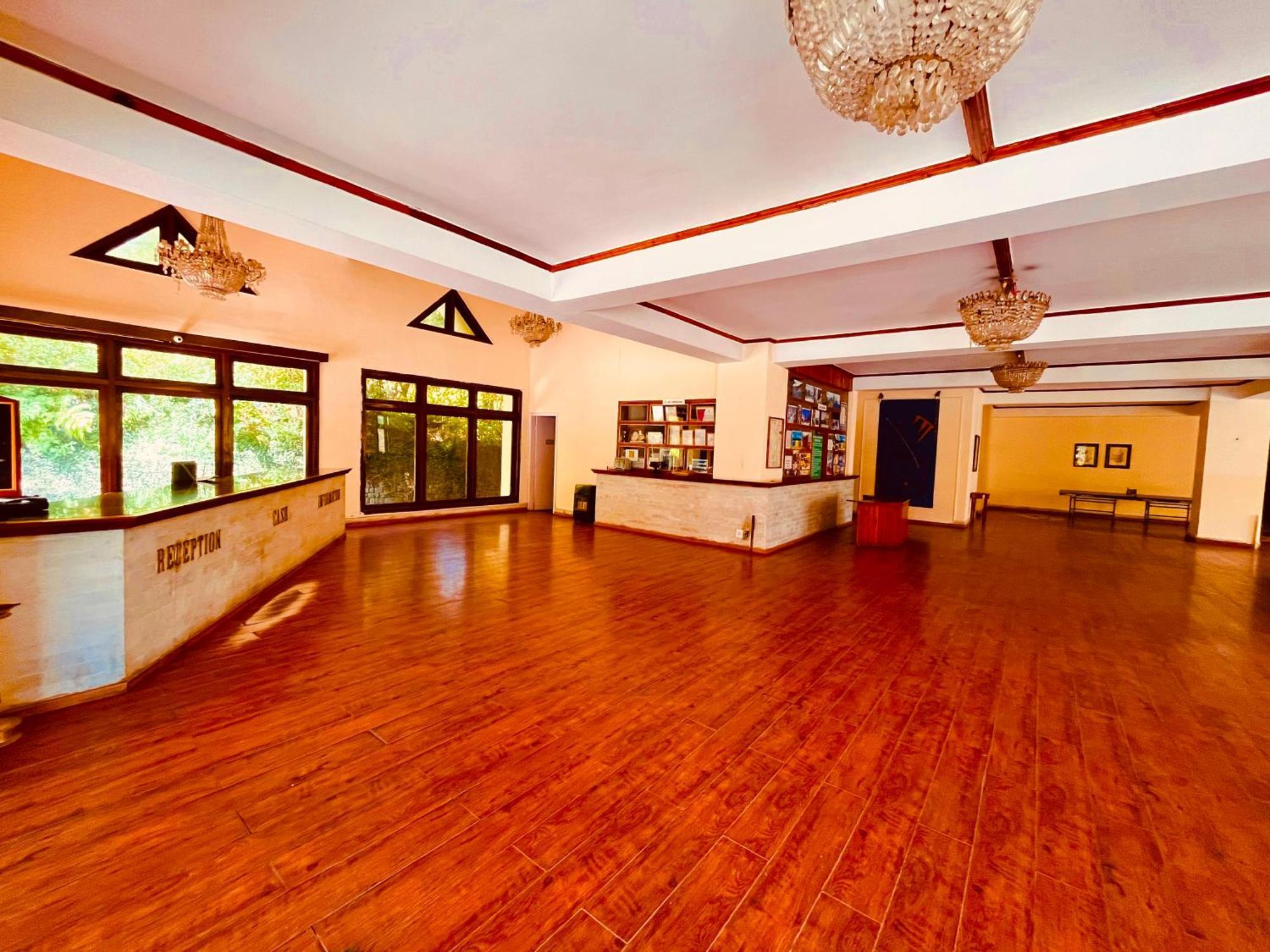 Ramayan Resort, In City Centre Manali By Ramanand Sagar Exterior foto